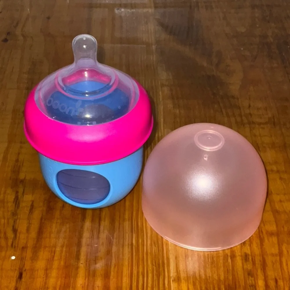 Boon Nursh Silicone Baby Bottle (120nL/4oz)